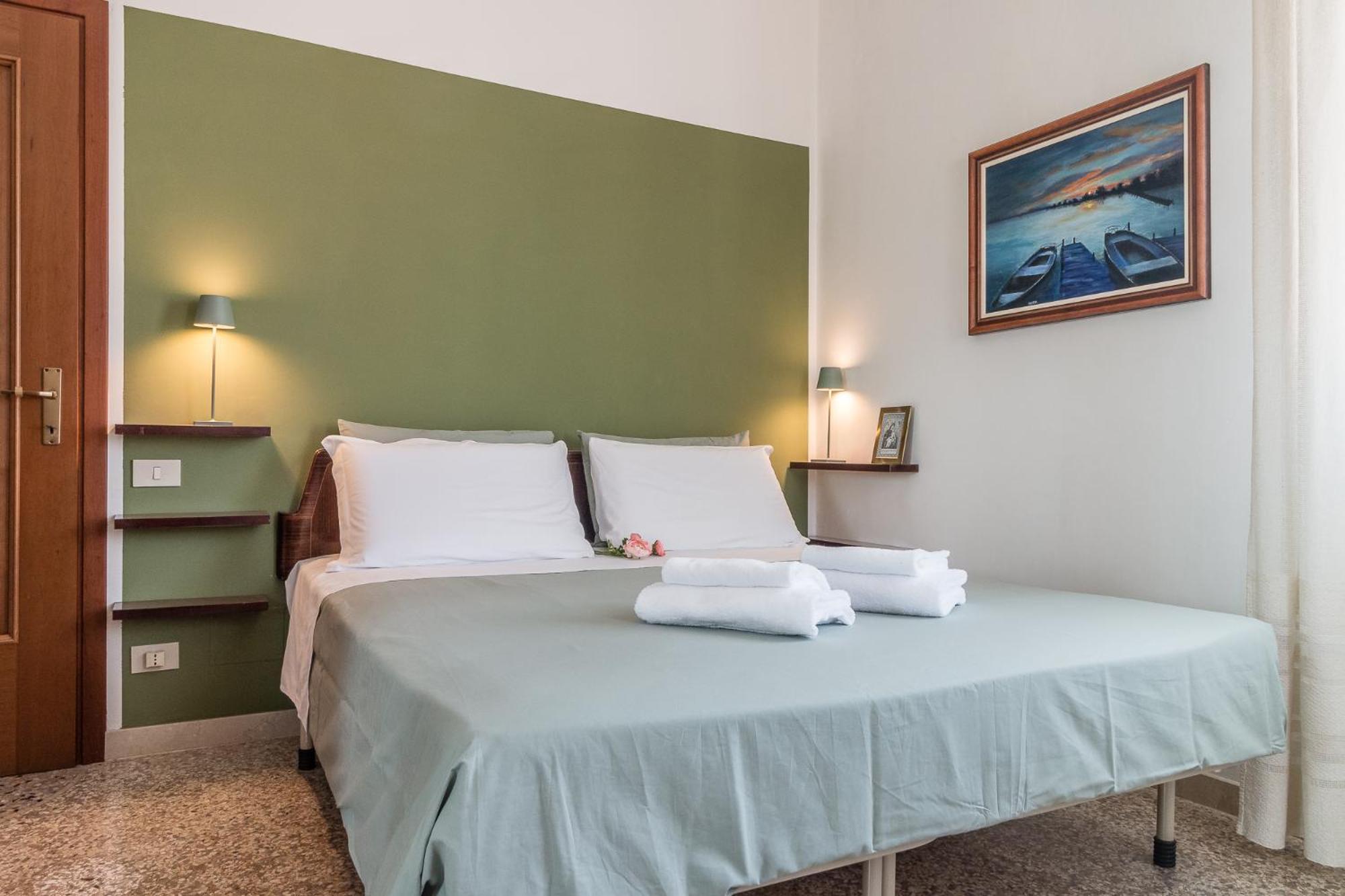 Colombina House Close To The Train Station * Venedig